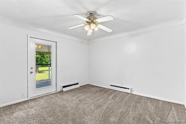 1049 E Hill Road, Grand Blanc, MI 48439