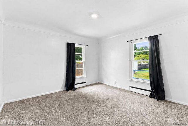 1049 E Hill Road, Grand Blanc, MI 48439