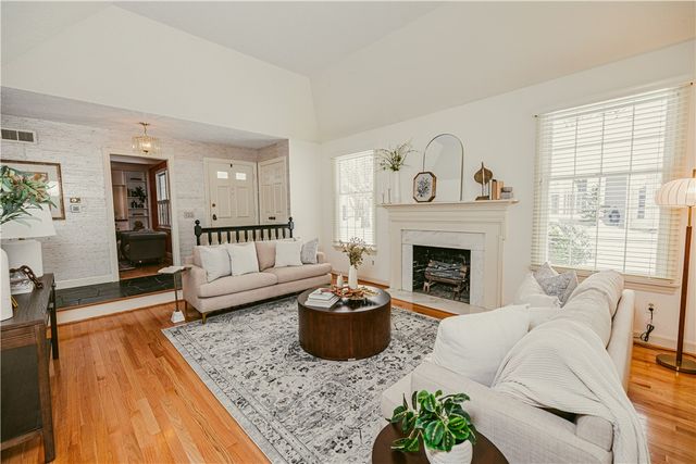 5 Tobey Woods, Pittsford, NY 14534