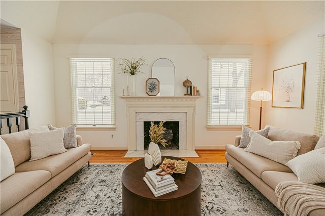 5 Tobey Woods, Pittsford, NY 14534