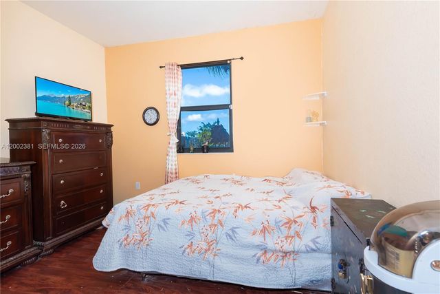 685 SE 37th Pl, Homestead, FL 33033