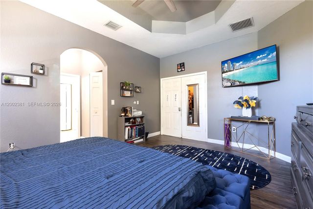 685 SE 37th Pl, Homestead, FL 33033