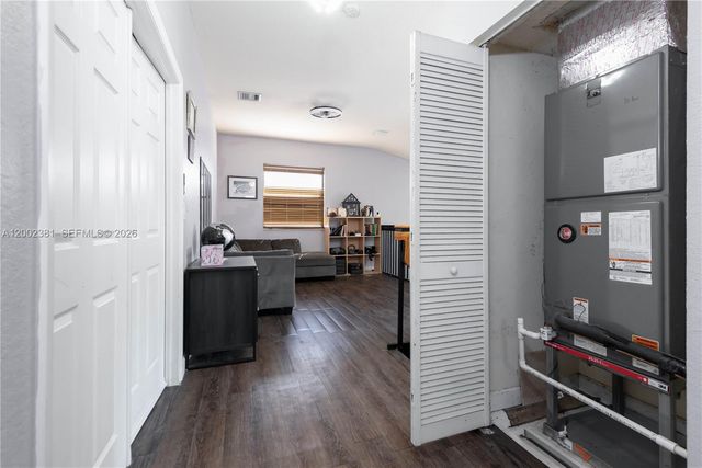 685 SE 37th Pl, Homestead, FL 33033