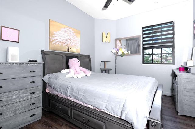 685 SE 37th Pl, Homestead, FL 33033