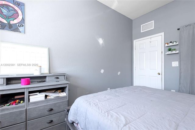 685 SE 37th Pl, Homestead, FL 33033