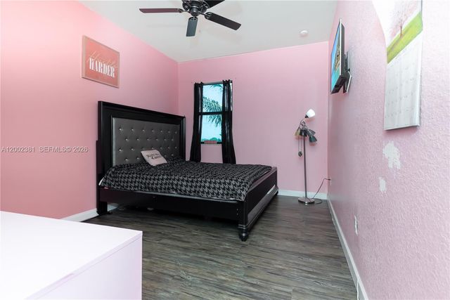 685 SE 37th Pl, Homestead, FL 33033