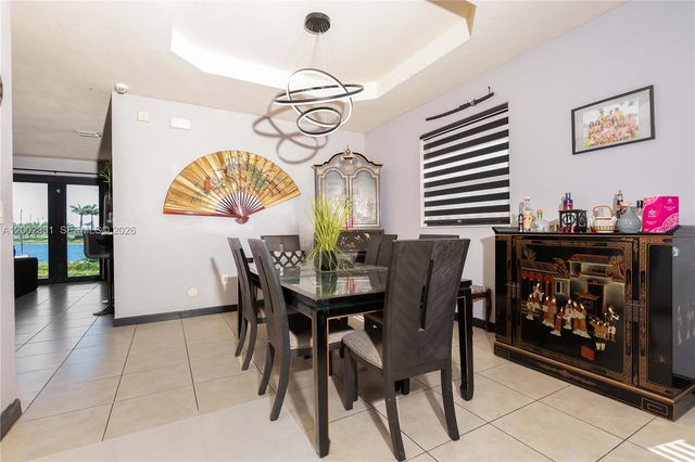 685 SE 37th Pl, Homestead, FL 33033