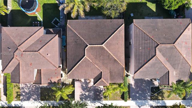 685 SE 37th Pl, Homestead, FL 33033