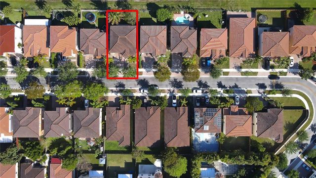 685 SE 37th Pl, Homestead, FL 33033