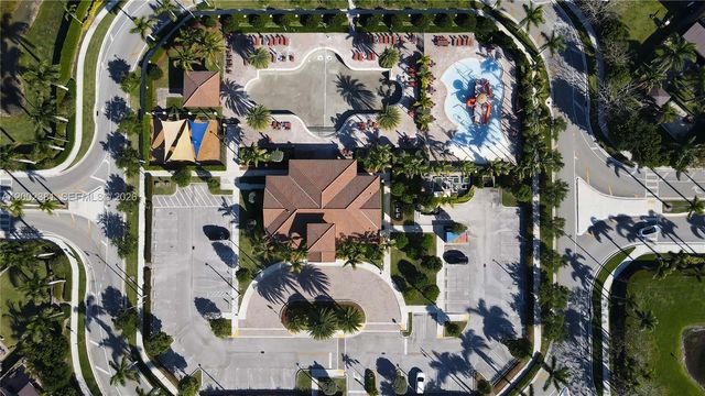 685 SE 37th Pl, Homestead, FL 33033