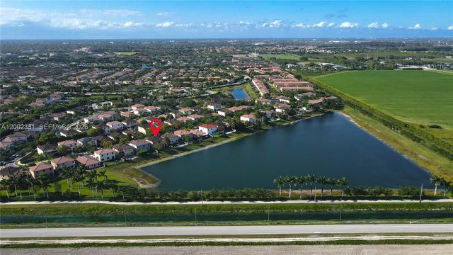 685 SE 37th Pl, Homestead, FL 33033