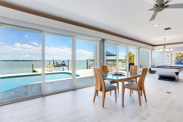 547 JOHNS PASS AVENUE, Madeira Beach, FL 33708