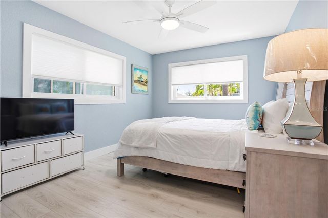 547 JOHNS PASS AVENUE, Madeira Beach, FL 33708