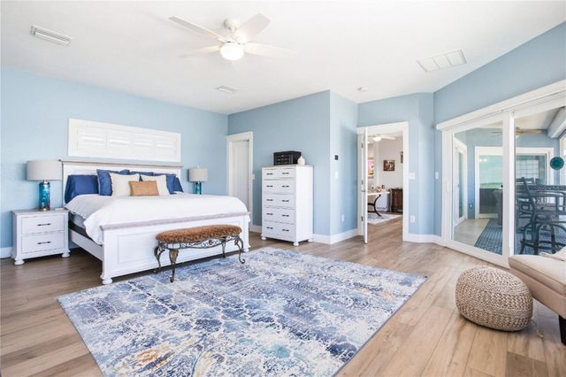 547 JOHNS PASS AVENUE, Madeira Beach, FL 33708