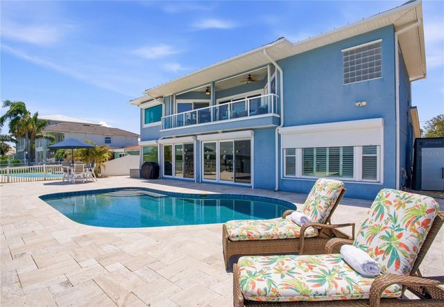 547 JOHNS PASS AVENUE, Madeira Beach, FL 33708