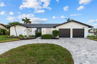 2000 KANSAS AVENUE NE, St Petersburg, FL 33703