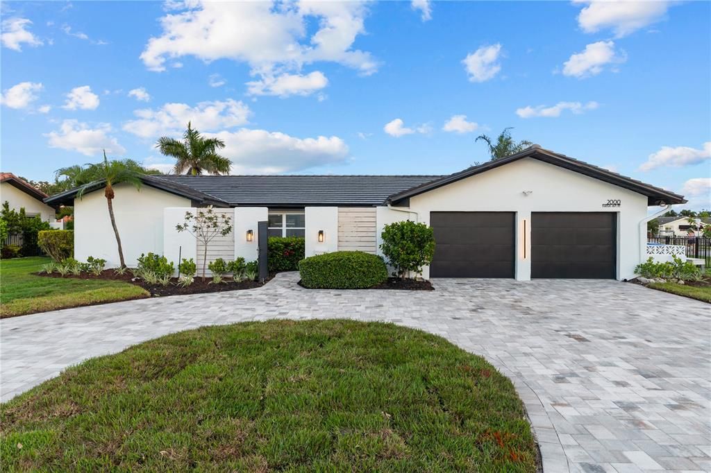 2000 KANSAS AVENUE NE, St Petersburg, FL 33703