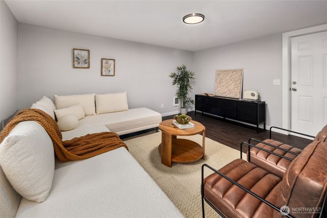 10403 Wauna Street SW, Lakewood, WA 98498