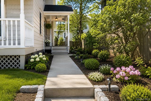 71 Northfield Avenue, Dobbs Ferry, NY 10522