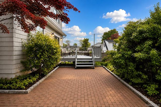 71 Northfield Avenue, Dobbs Ferry, NY 10522