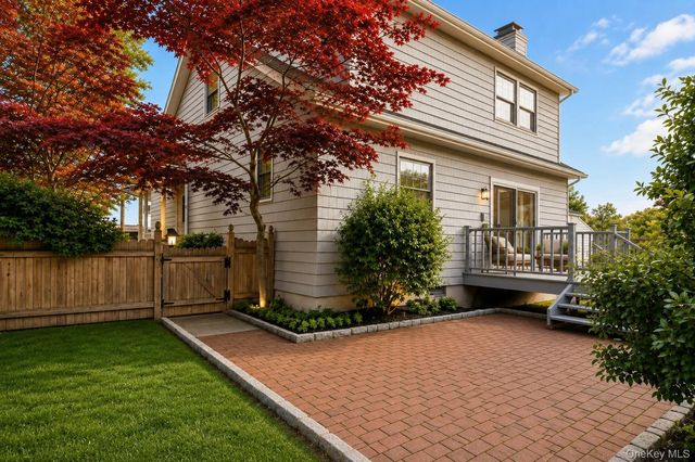 71 Northfield Avenue, Dobbs Ferry, NY 10522