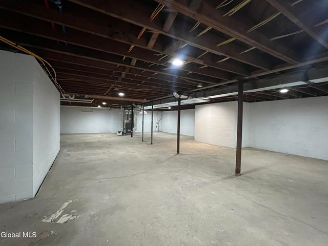 5 Zeph Street, Poestenkill, NY 12198