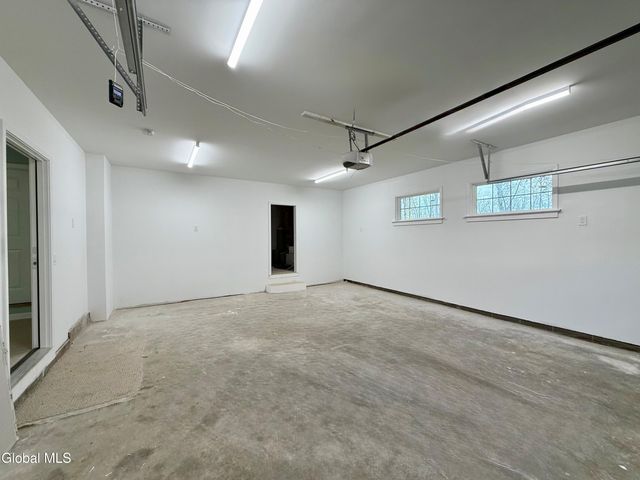 5 Zeph Street, Poestenkill, NY 12198