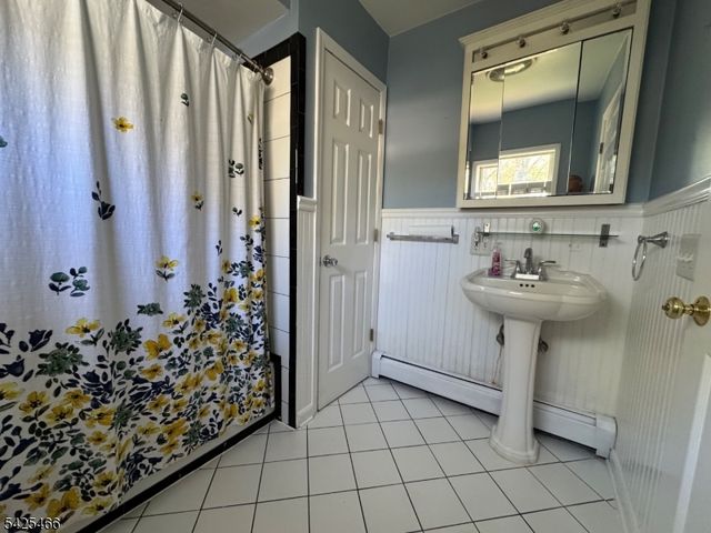 95 Unger Ave, Hopatcong Boro, NJ 07874