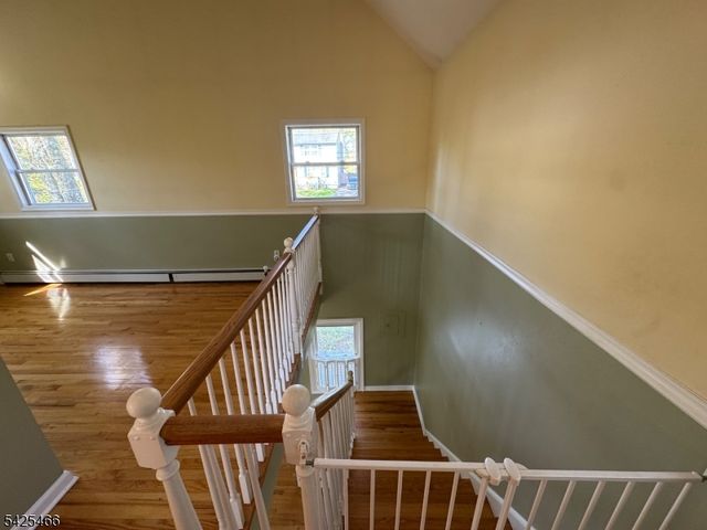 95 Unger Ave, Hopatcong Boro, NJ 07874