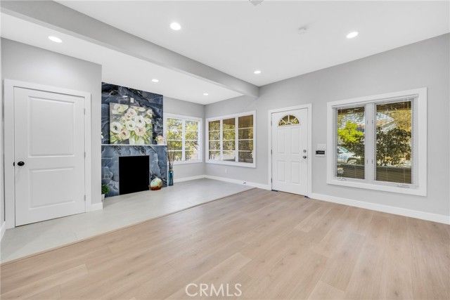 404 E Kingsley Avenue, Pomona, CA 91767