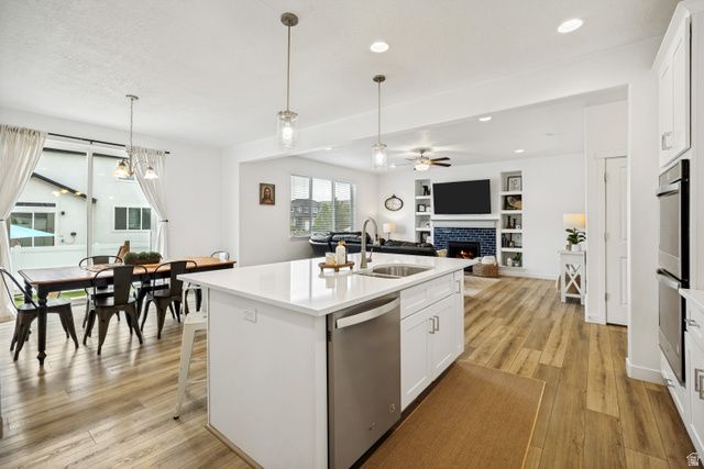 4128 E SUN CREST DR, Eagle Mountain, UT 84005
