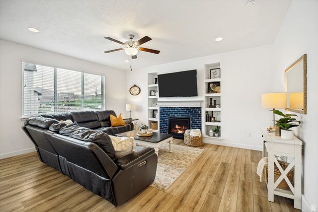 4128 E SUN CREST DR, Eagle Mountain, UT 84005