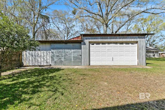 303 W Banyan Street, Bay Minette, AL 36507