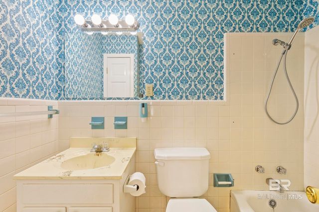 303 W Banyan Street, Bay Minette, AL 36507