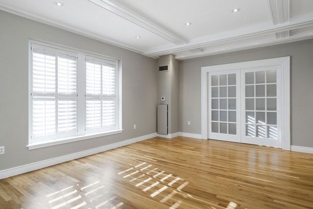 10 Charlesgate East 502, Boston, MA 02215