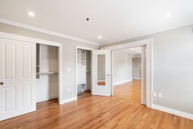 10 Charlesgate East 502, Boston, MA 02215