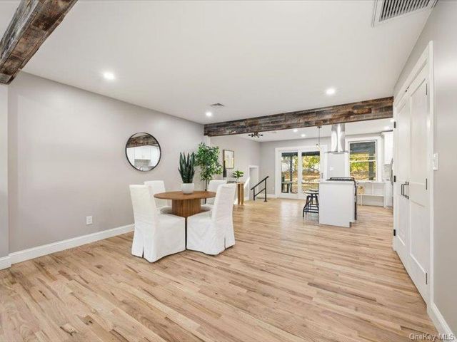 6 Winnetou Road, White Plains, NY 10603