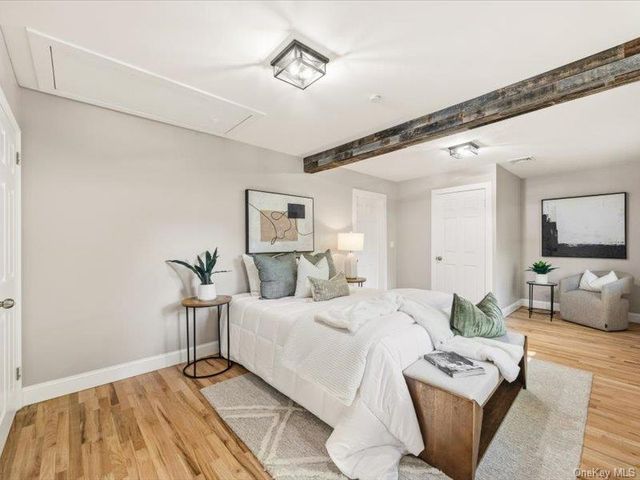 6 Winnetou Road, White Plains, NY 10603