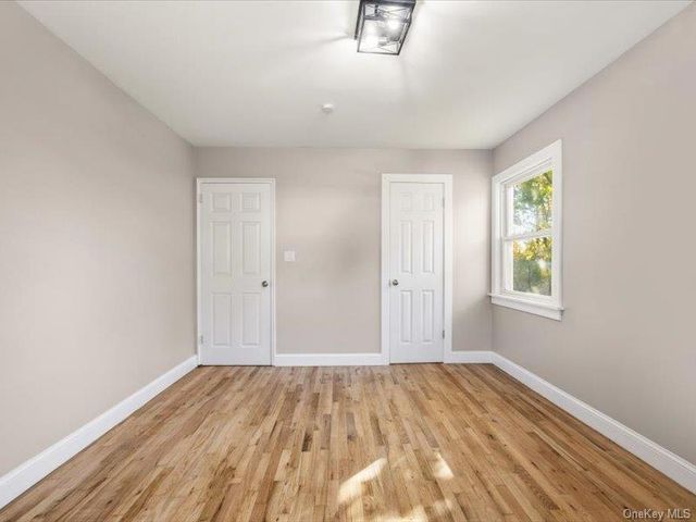 6 Winnetou Road, White Plains, NY 10603