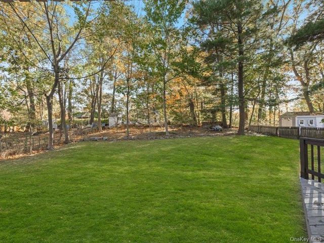 6 Winnetou Road, White Plains, NY 10603