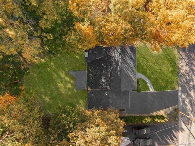 6 Winnetou Road, White Plains, NY 10603