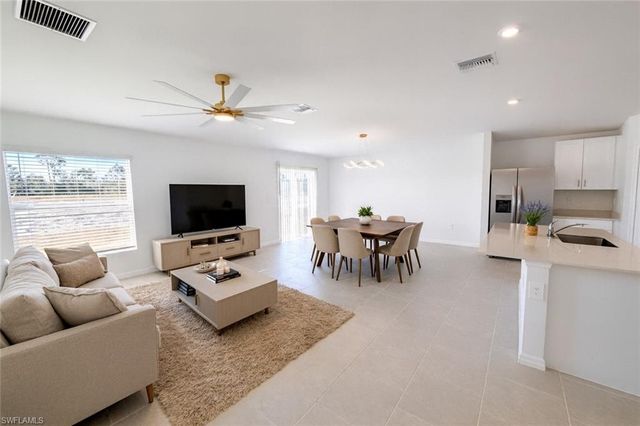 17240 Cantu CT, North Fort Myers, FL 33917