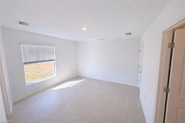 17240 Cantu CT, North Fort Myers, FL 33917