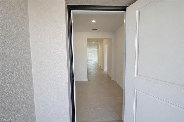 17240 Cantu CT, North Fort Myers, FL 33917