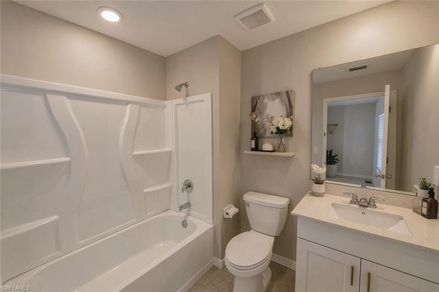 17240 Cantu CT, North Fort Myers, FL 33917