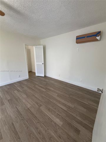 1816 NW 25th Ter, Fort Lauderdale, FL 33311