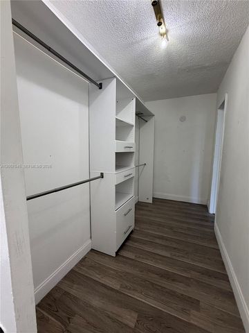 1816 NW 25th Ter, Fort Lauderdale, FL 33311