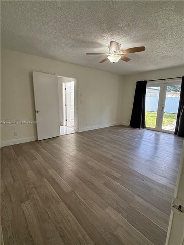 1816 NW 25th Ter, Fort Lauderdale, FL 33311