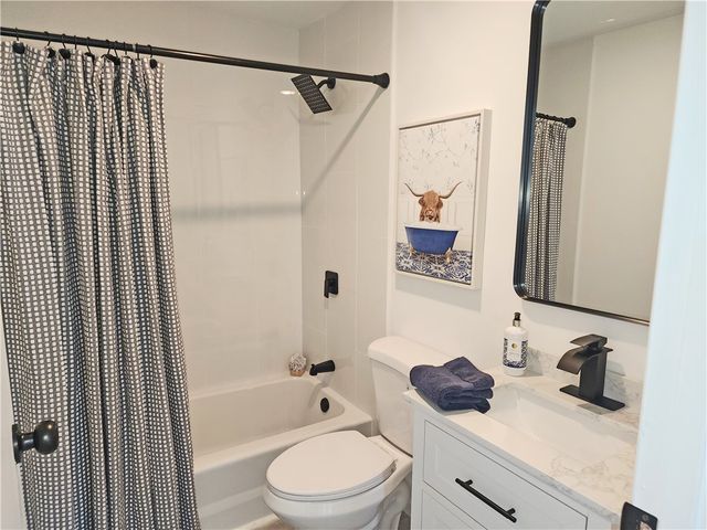 112 Cadillac Avenue, Gates, NY 14606