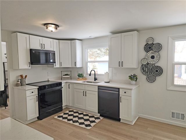 112 Cadillac Avenue, Gates, NY 14606